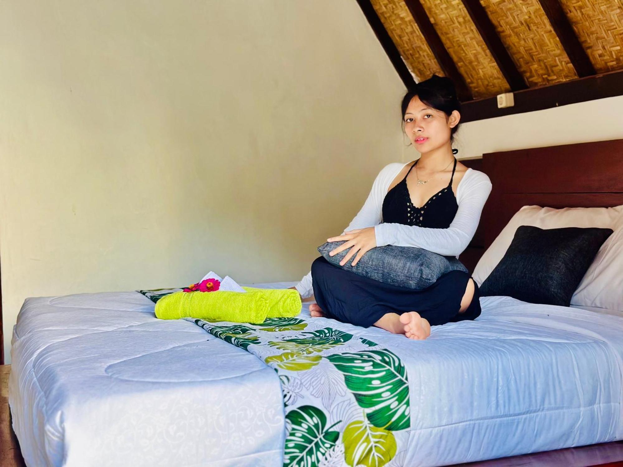 Ampik Batur With Private Hot Springs Bed & Breakfast Kubupenlokan Exterior foto